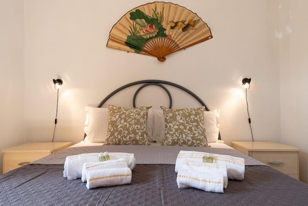 Luisa Sunny House Apartment ซานตามาเรีย นาวาร์เรเซ ภายนอก รูปภาพ