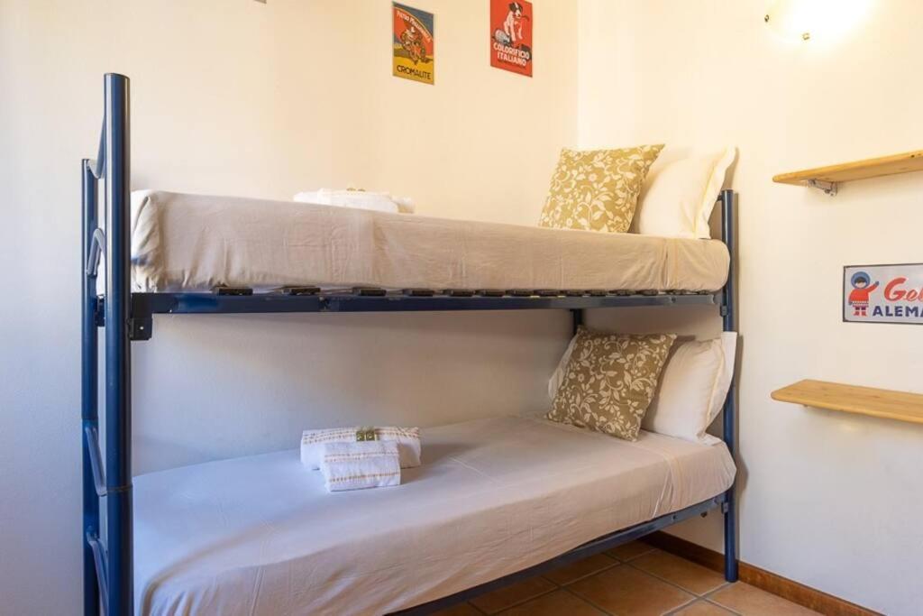 Luisa Sunny House Apartment ซานตามาเรีย นาวาร์เรเซ ภายนอก รูปภาพ